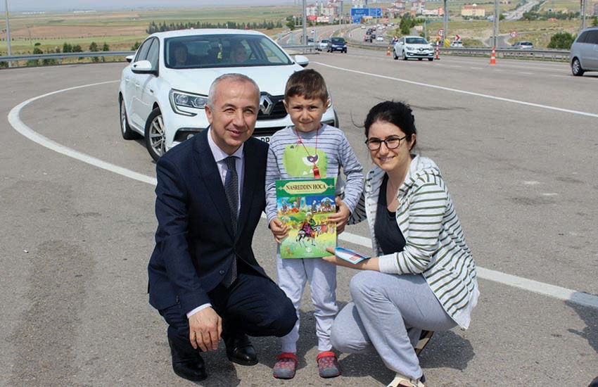 Sivrihisar Kaymakamı Trafik Denetim ve Uygulamalarını yerinde denetledi.